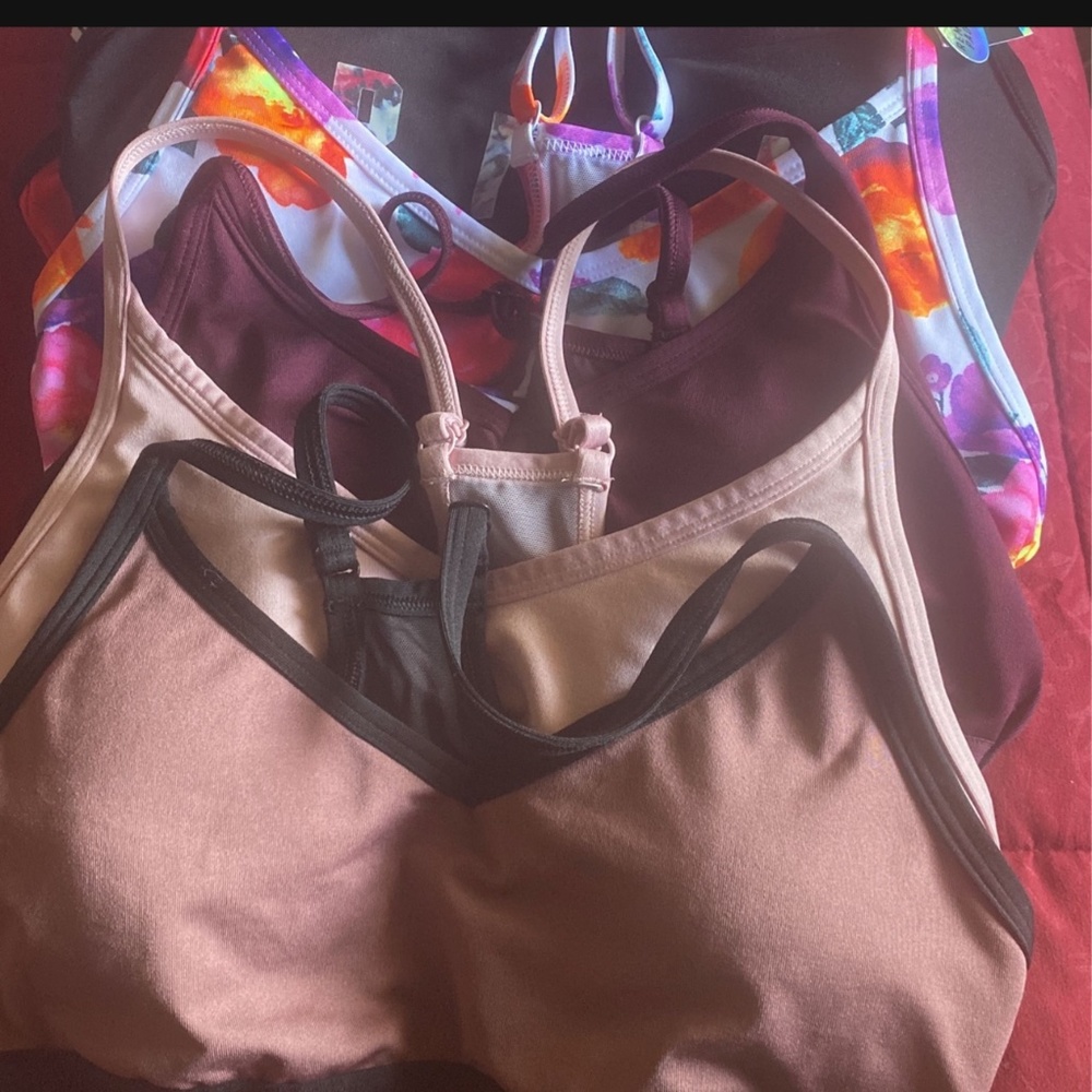 VS sports bras
